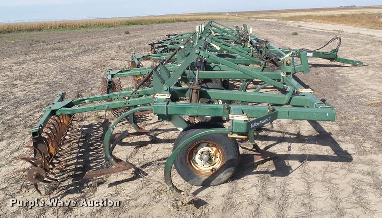 image for item DF2783 QuinStar Fallow Master II field cultivator