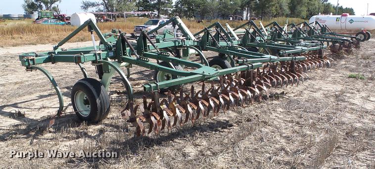 image for item DF2783 QuinStar Fallow Master II field cultivator