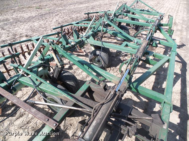 image for item DF2783 QuinStar Fallow Master II field cultivator