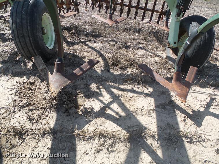 image for item DF2783 QuinStar Fallow Master II field cultivator