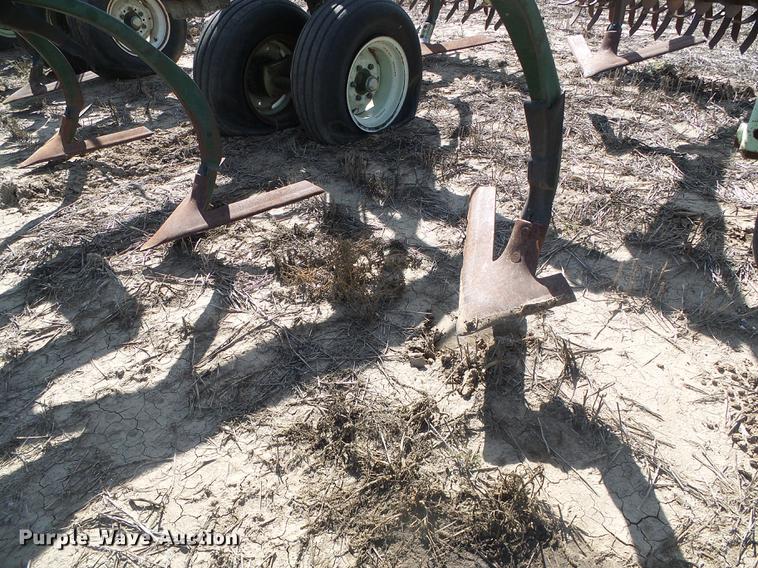 image for item DF2783 QuinStar Fallow Master II field cultivator