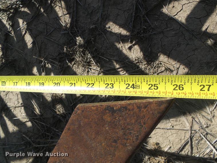 image for item DF2783 QuinStar Fallow Master II field cultivator