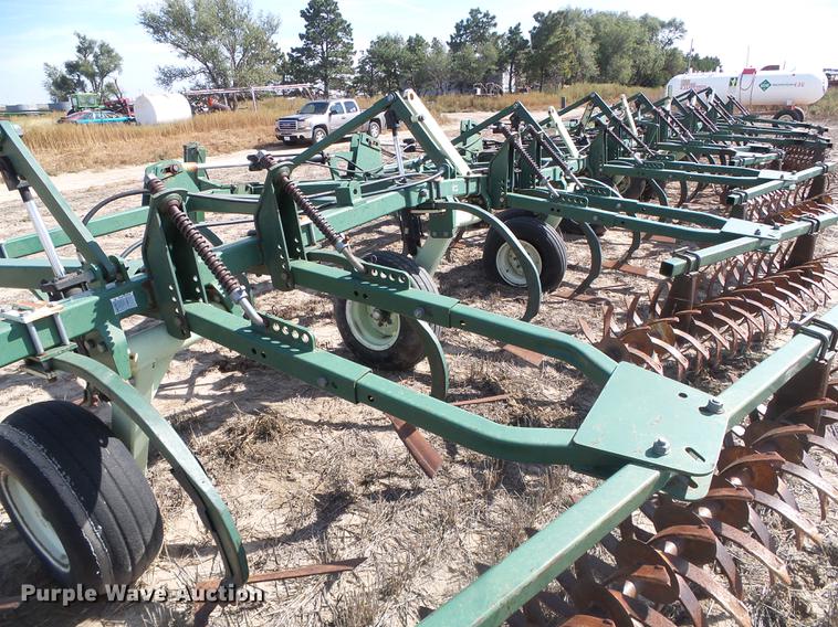 image for item DF2783 QuinStar Fallow Master II field cultivator