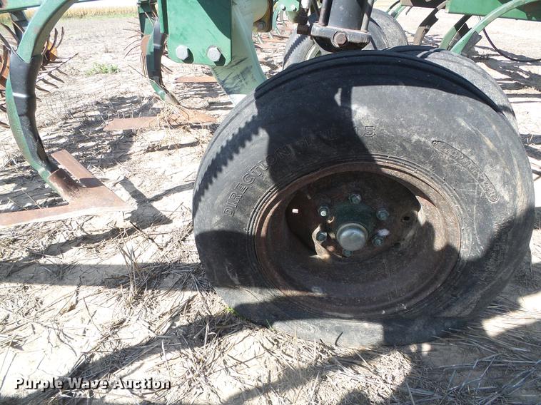 image for item DF2783 QuinStar Fallow Master II field cultivator