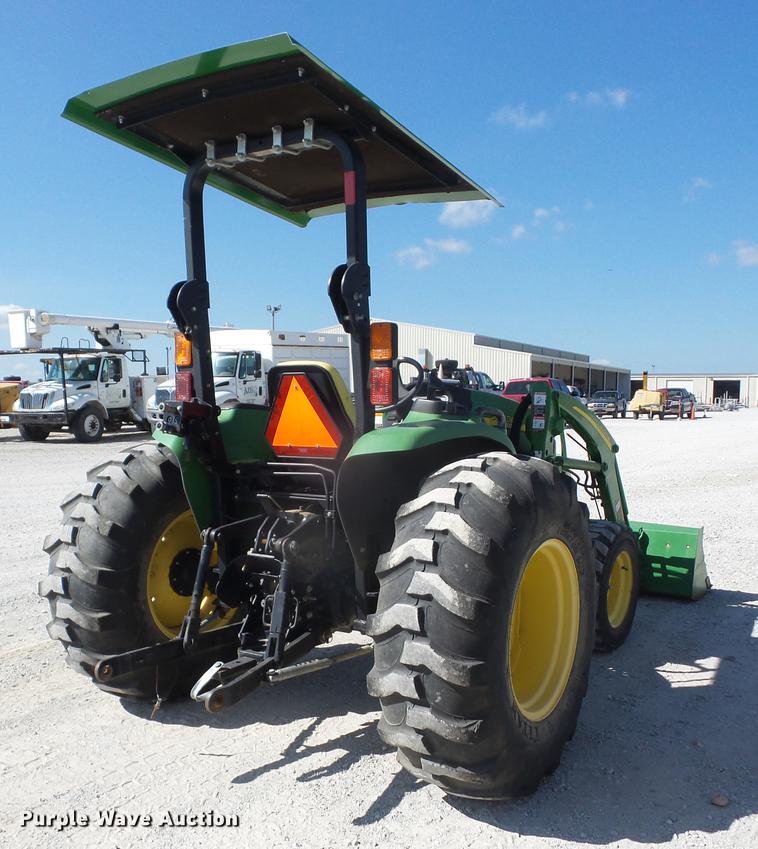 image for item EI9963 2013 John Deere 4520 MFWD tractor