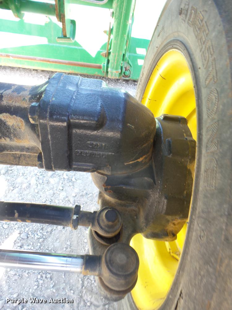 image for item EI9963 2013 John Deere 4520 MFWD tractor