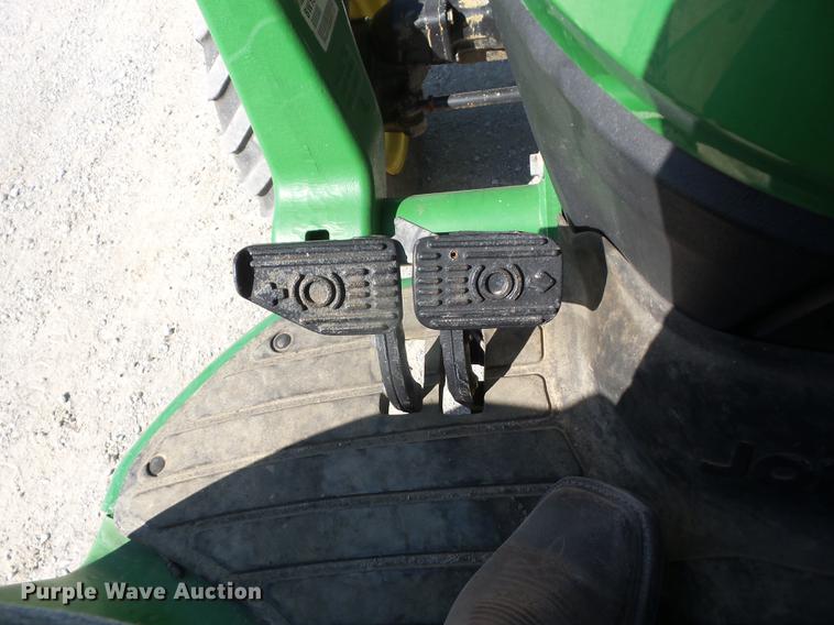 image for item EI9963 2013 John Deere 4520 MFWD tractor