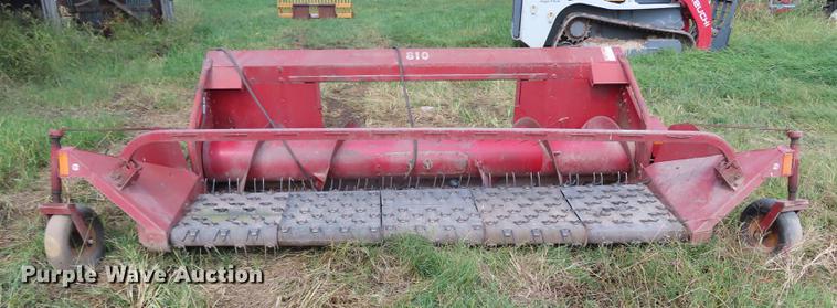 image for item EI9980 International 810 pickup head