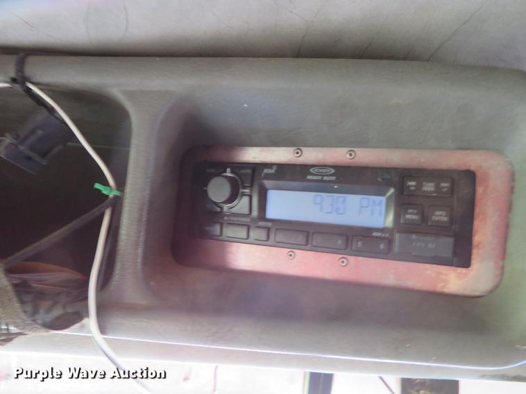 image for item EJ9718 1996 Peterbilt 379 semi truck