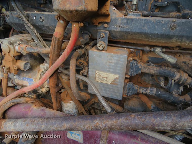 image for item EJ9718 1996 Peterbilt 379 semi truck