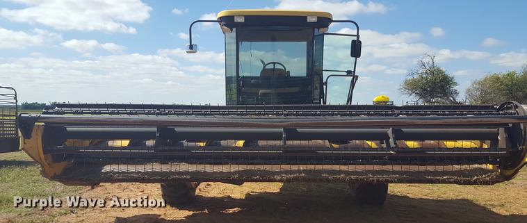 image for item EN9627 1996 New Holland 2450 windrower