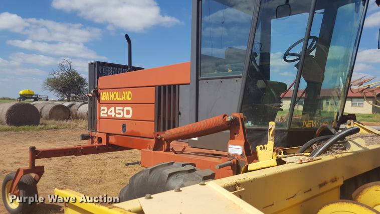 image for item EN9627 1996 New Holland 2450 windrower