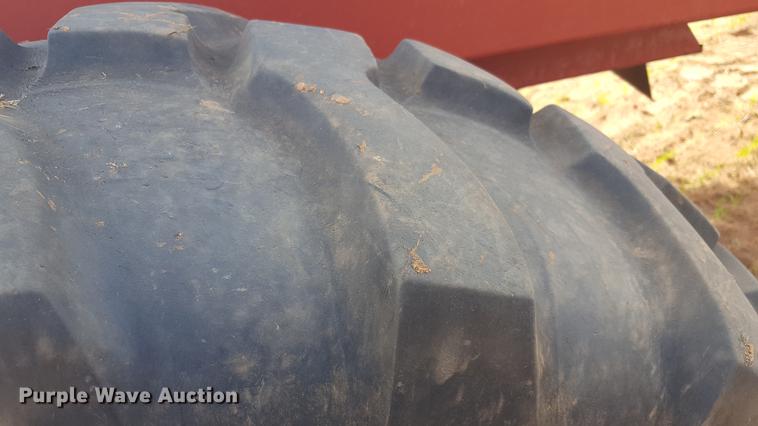 image for item EN9627 1996 New Holland 2450 windrower