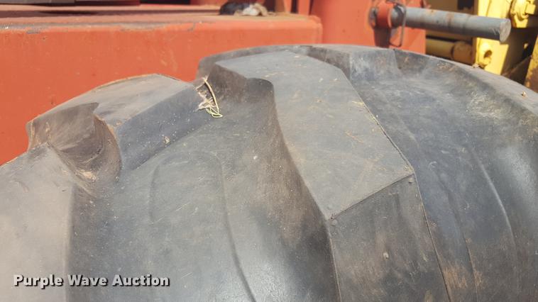 image for item EN9627 1996 New Holland 2450 windrower