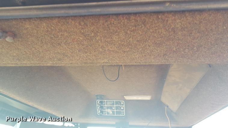 image for item EN9627 1996 New Holland 2450 windrower