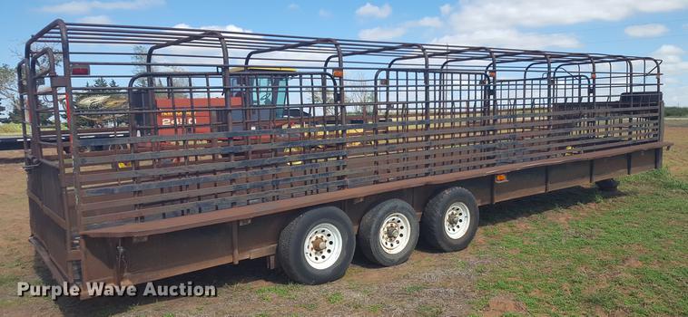 image for item EN9628 Livestock trailer