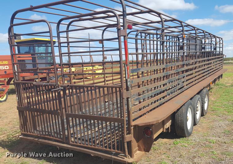 image for item EN9628 Livestock trailer