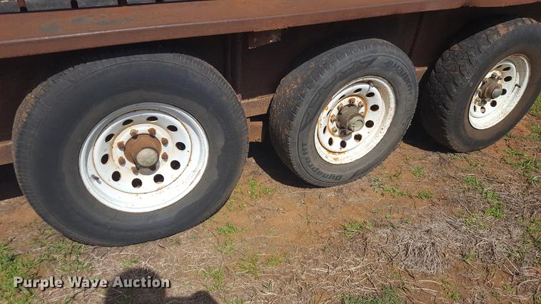 image for item EN9628 Livestock trailer