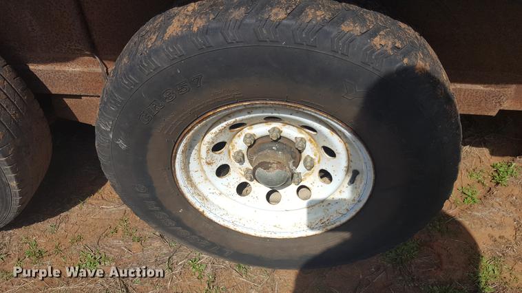 image for item EN9628 Livestock trailer