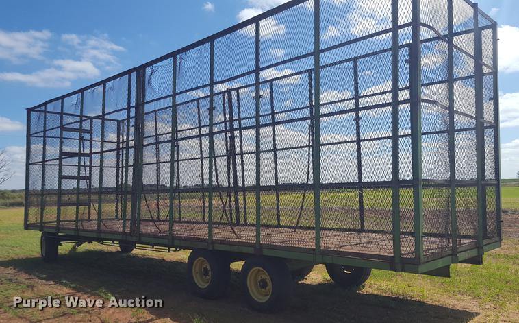 image for item EN9629 Cotton trailer