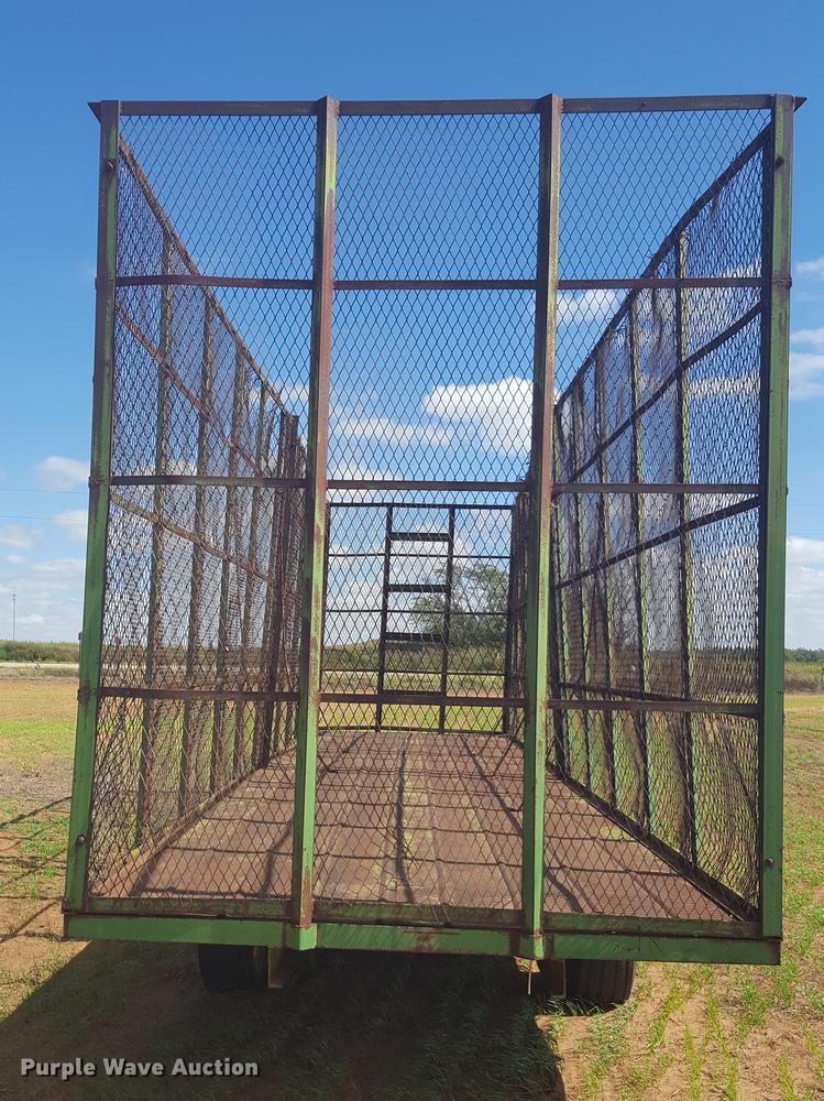 image for item EN9629 Cotton trailer