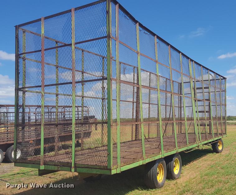 image for item EN9629 Cotton trailer