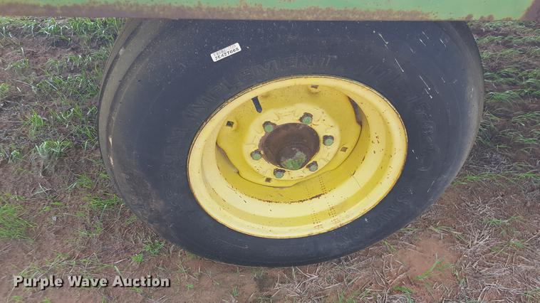 image for item EN9629 Cotton trailer