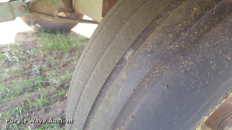 image for item EN9629 Cotton trailer