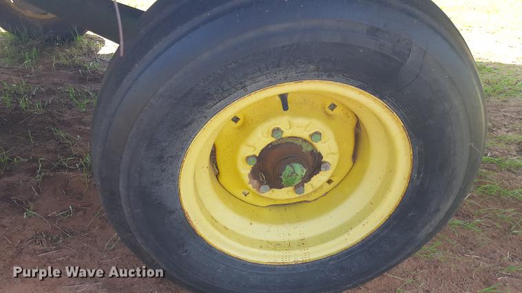 image for item EN9629 Cotton trailer