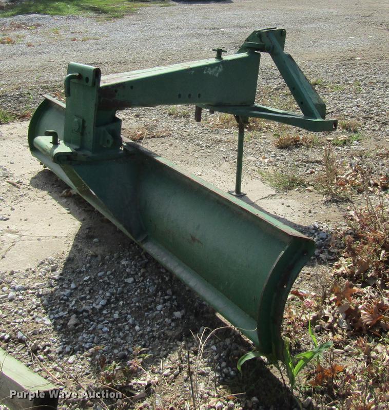 image for item FI9516 John Deere blade