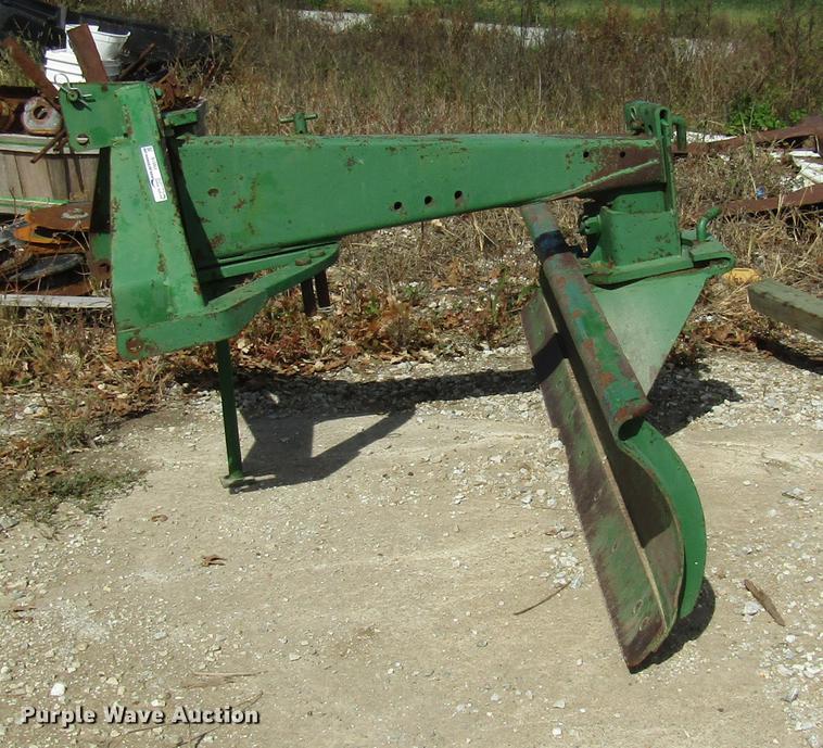 image for item FI9516 John Deere blade