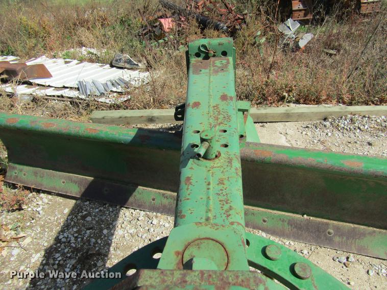 image for item FI9516 John Deere blade