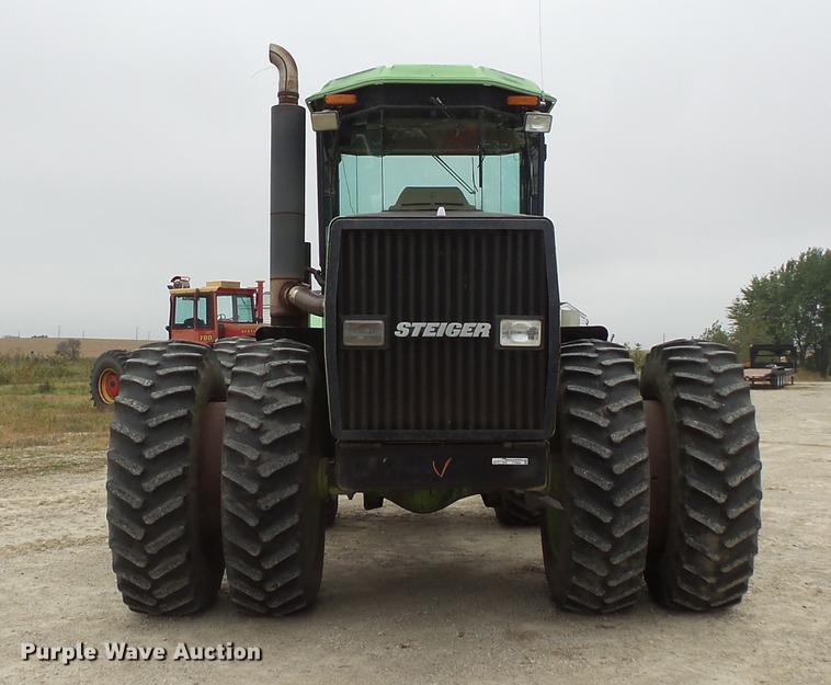 image for item FT9964 1985 Steiger Cougar CR1225 4WD tractor