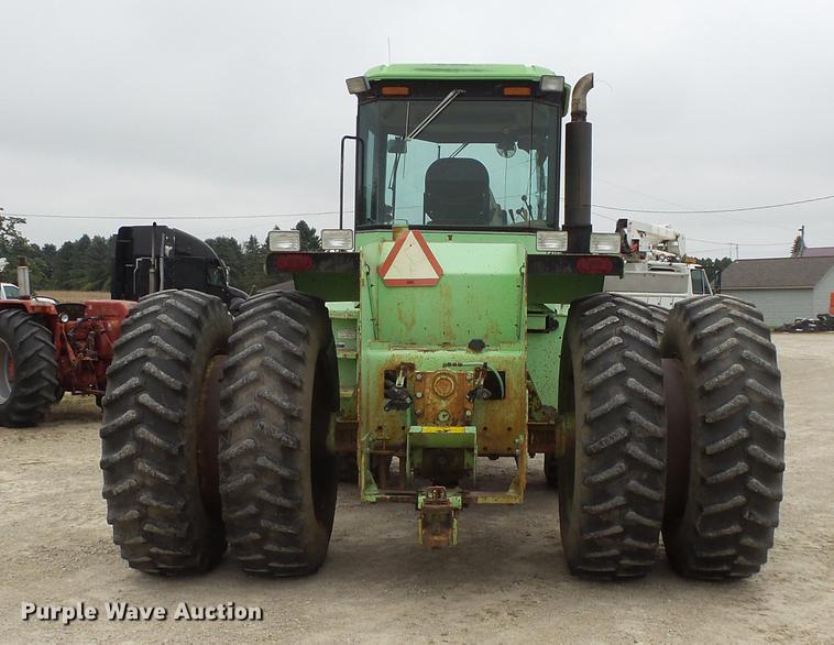 image for item FT9964 1985 Steiger Cougar CR1225 4WD tractor