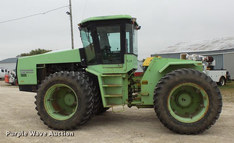 image for item FT9964 1985 Steiger Cougar CR1225 4WD tractor
