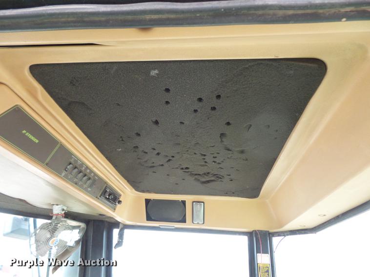 image for item FT9964 1985 Steiger Cougar CR1225 4WD tractor