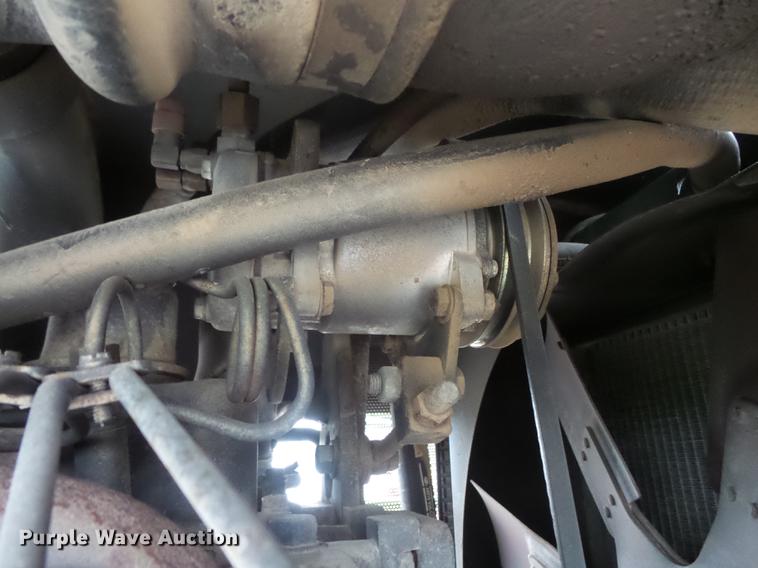 image for item FT9964 1985 Steiger Cougar CR1225 4WD tractor