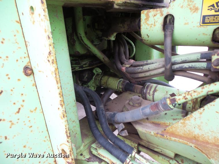 image for item FT9964 1985 Steiger Cougar CR1225 4WD tractor