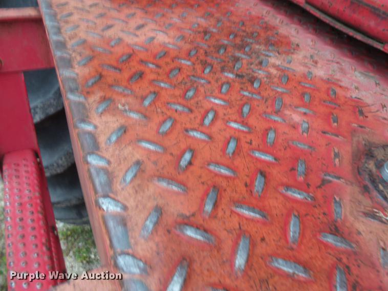 image for item FT9965 1975 Versatile 700 4WD tractor