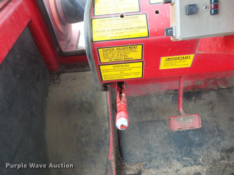 image for item FT9965 1975 Versatile 700 4WD tractor