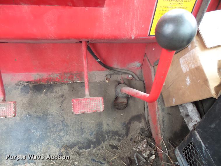 image for item FT9965 1975 Versatile 700 4WD tractor