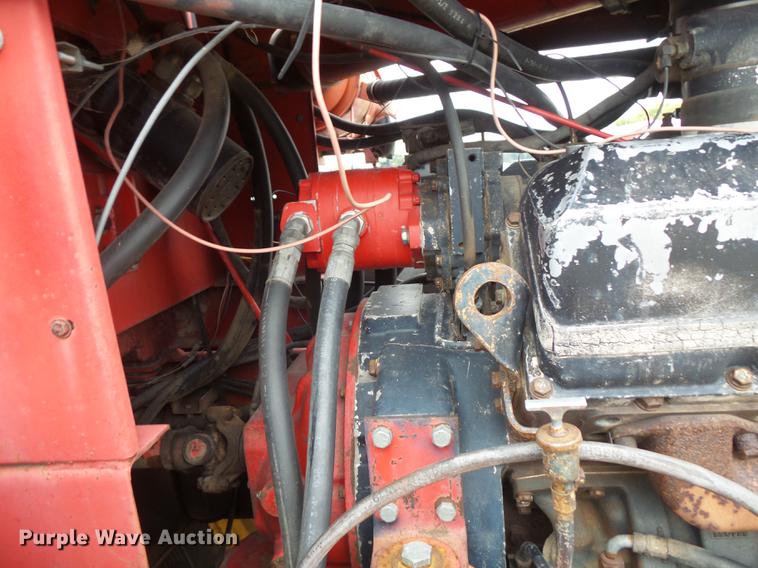 image for item FT9965 1975 Versatile 700 4WD tractor