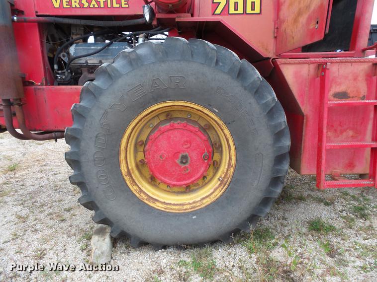 image for item FT9965 1975 Versatile 700 4WD tractor