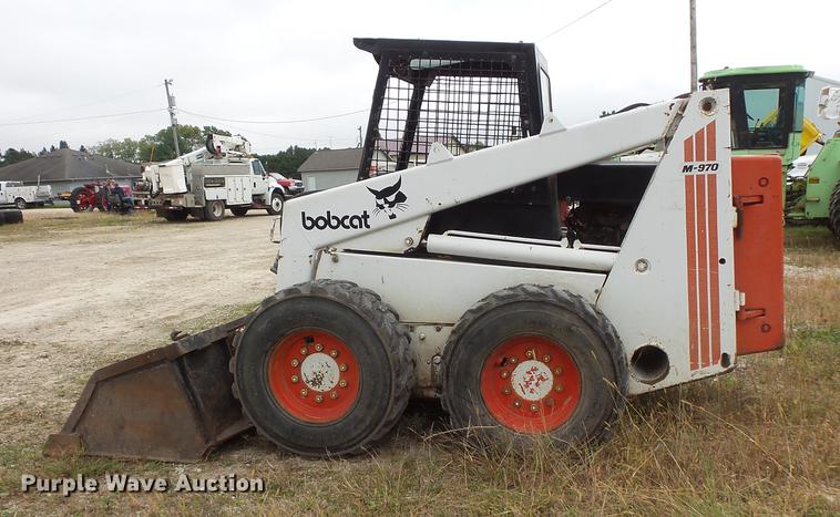 image for item FT9966 1974 Bobcat M970 skid steer