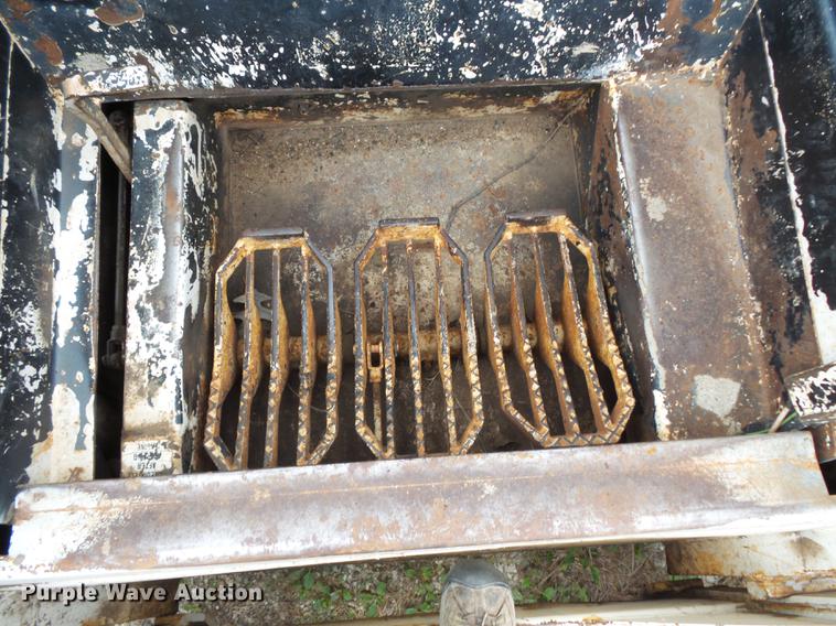 image for item FT9966 1974 Bobcat M970 skid steer