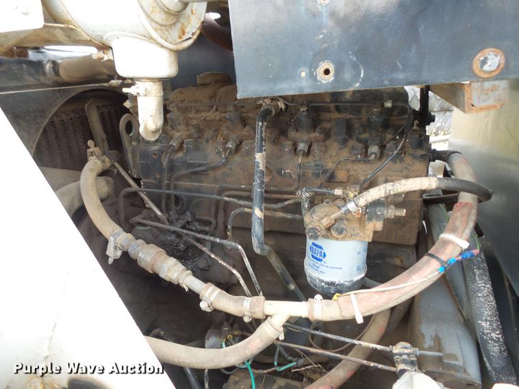 image for item FT9966 1974 Bobcat M970 skid steer