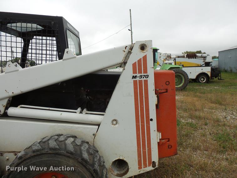 image for item FT9966 1974 Bobcat M970 skid steer