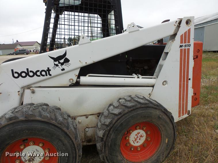 image for item FT9966 1974 Bobcat M970 skid steer