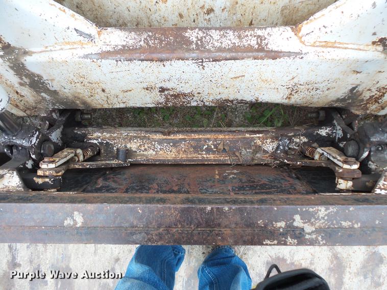 image for item FT9966 1974 Bobcat M970 skid steer