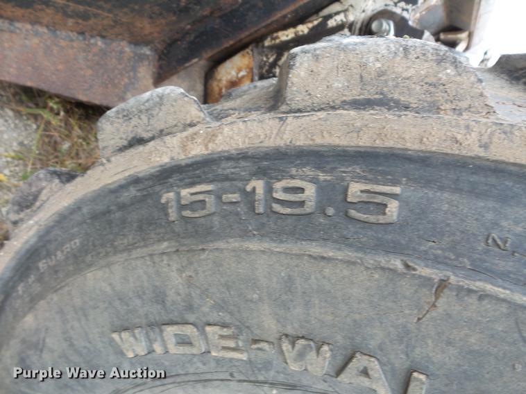 image for item FT9966 1974 Bobcat M970 skid steer